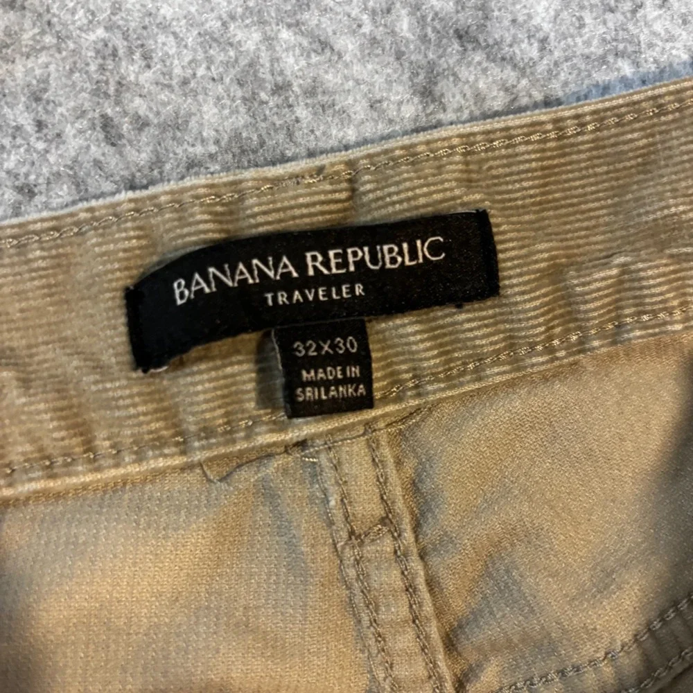 Banana Republic Slim Fit Men's Corduroy Pants Tan Stretch Cotton 32x30